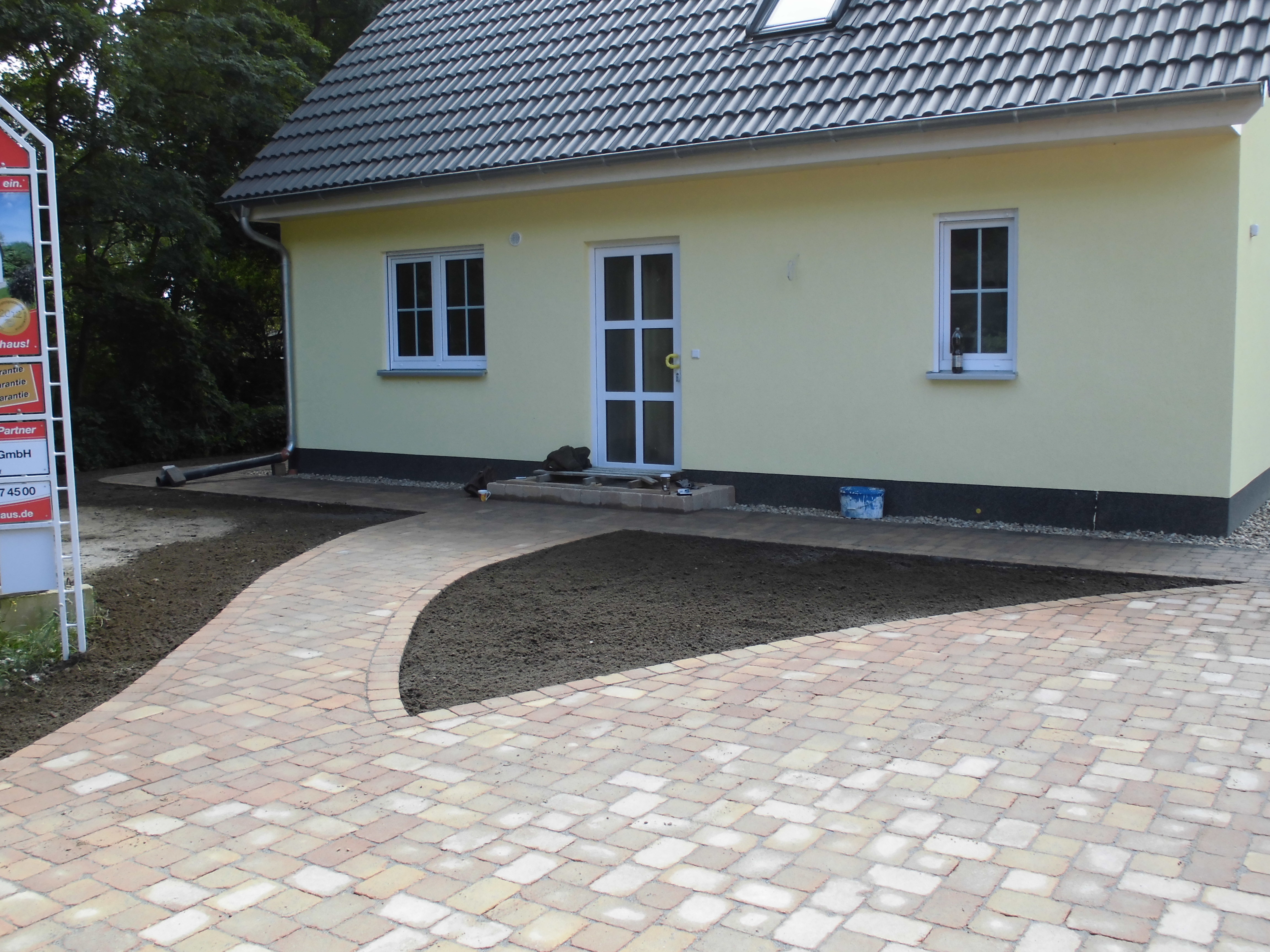 Außenanlagenerstellung inkl. Planung,
Privatkunden Zernsdorf